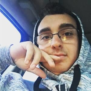 Meet your Posher, Jason